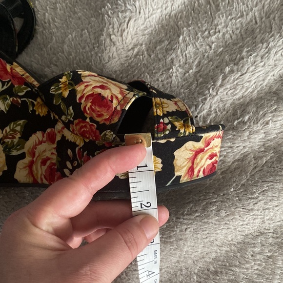 Beautiful Forever 21 Floral Wedges - Picture 11 of 13